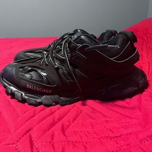 Balenciagas lil bit worn but you can clean them no box and hit me up for offers
